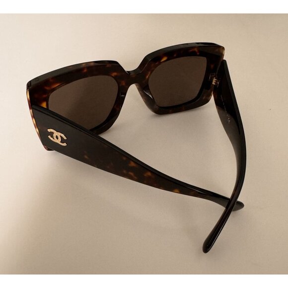 Chanel Women's Tortoise Chunky Square Frame Sunglasses With CC Logo Item #5435-A - Picture 4 of 16